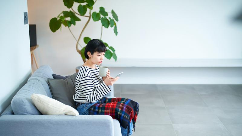 我工资2万，妈妈住院是我掏的钱，出院后，爸爸问我：你嫂子给钱没