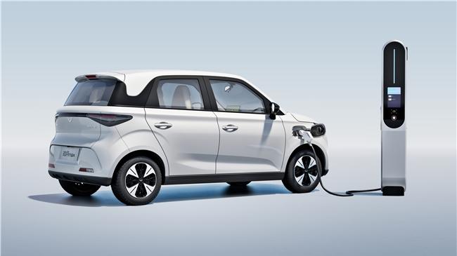 4万块的小电车，终于有人把“里程焦虑”这件事解决了