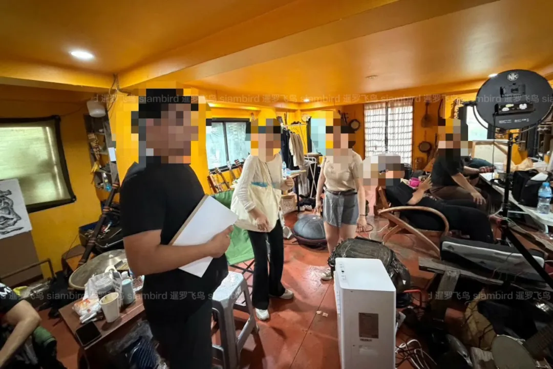 8名中国人在清迈非法拍短剧被捕：旅游签入境，民宅秒变片场