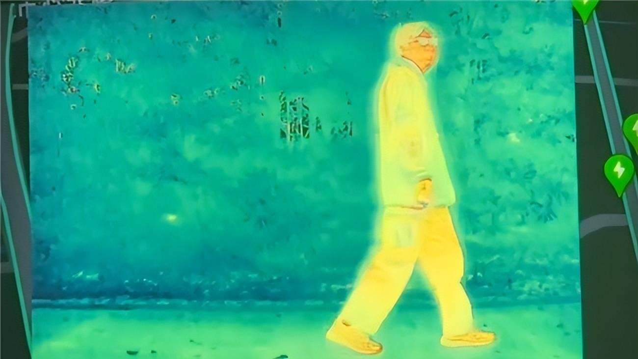 试了极氪9X夜视功能，没想到这么清楚