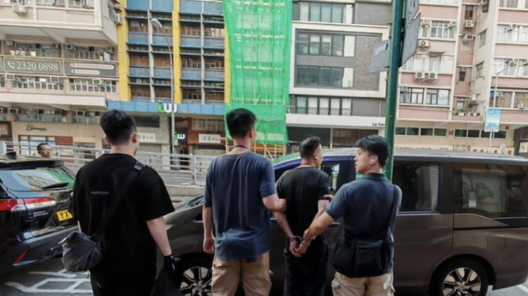 前员工涉假证在港盗窃原雇主店铺被捕，面临最高14年监禁指控