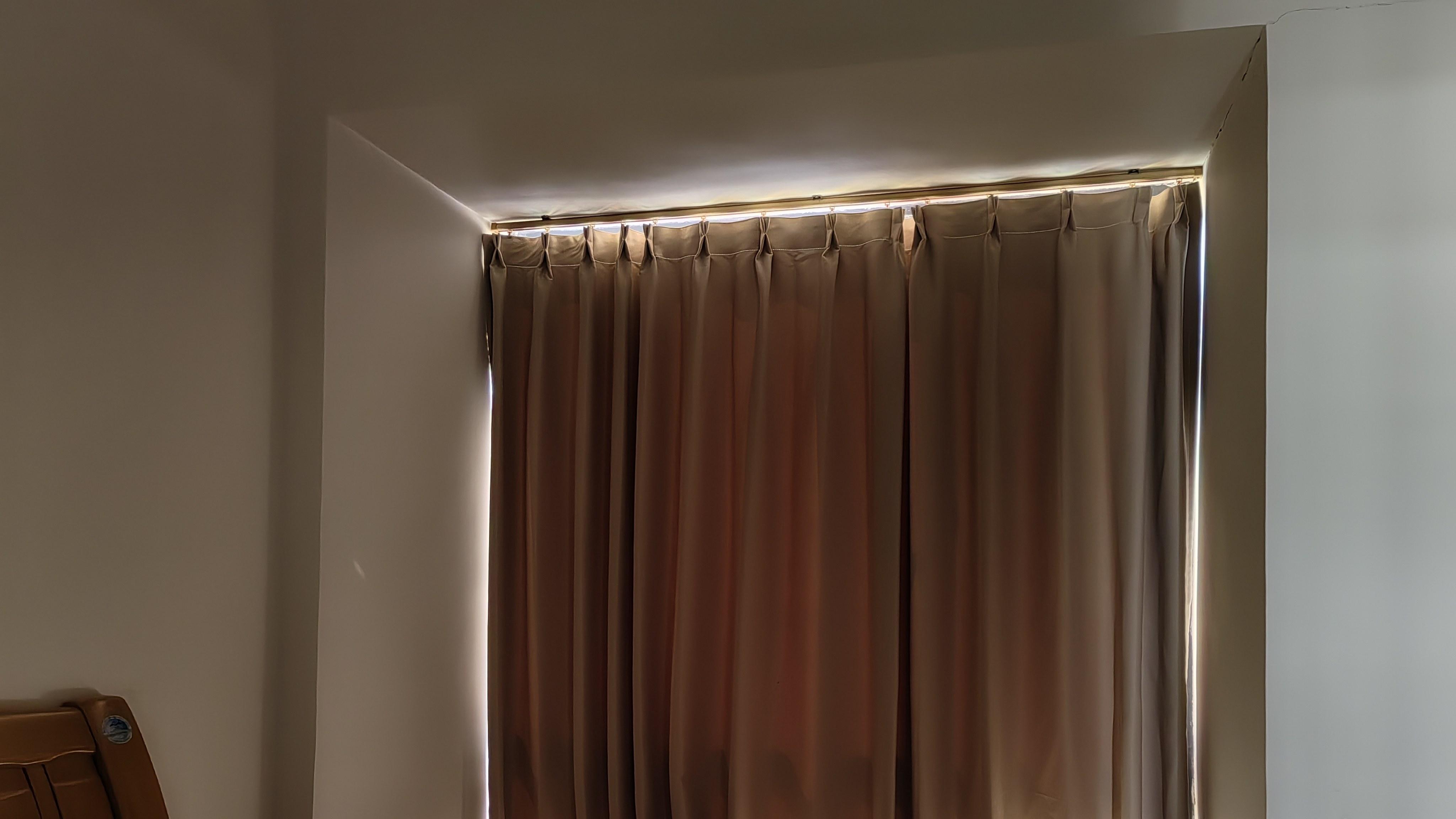 窗帘底部总漏光？一招解决，安心睡到自然醒