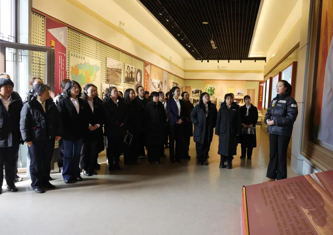 河北广宗县女党员干部“沉浸式”学习玉兰精神庆“三八”