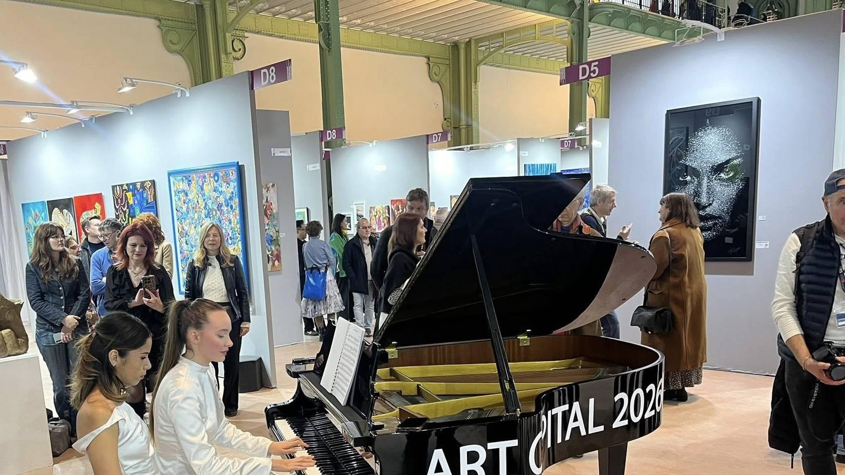 旅法艺术家朱林静携作品《爱之劳作》亮相2026巴黎大皇宫首都艺术展