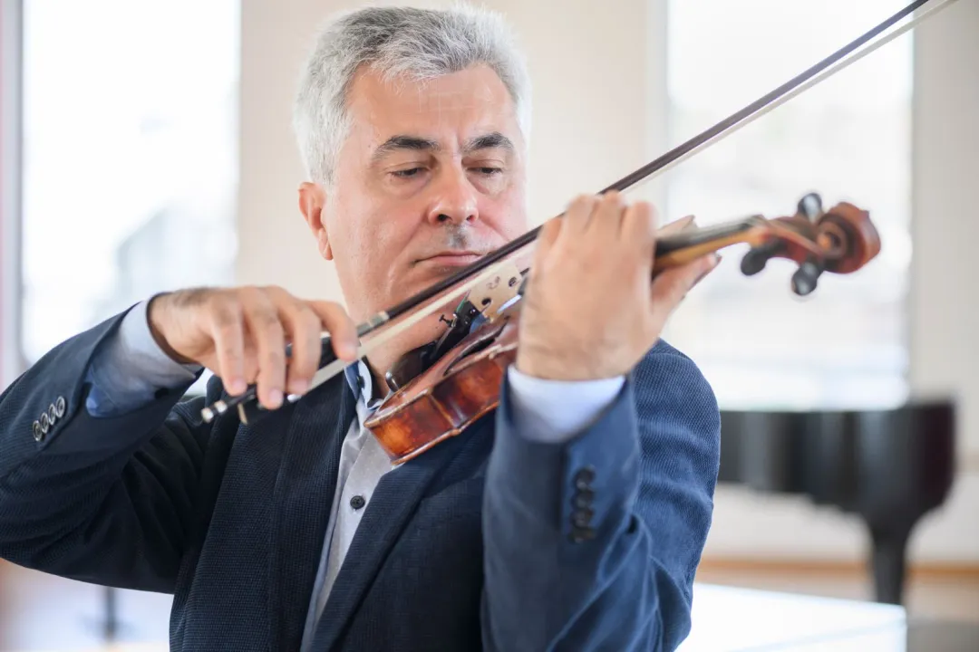 线上一对一大师课系列—德国科隆音乐与舞蹈学院 【小提琴教授】斯克尔贾诺・凯赖伊Prof. Skerd