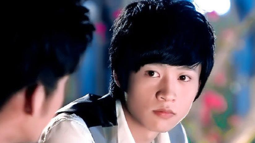 39岁的魏晨没抢热搜，却把两条路都走成了自己的碑