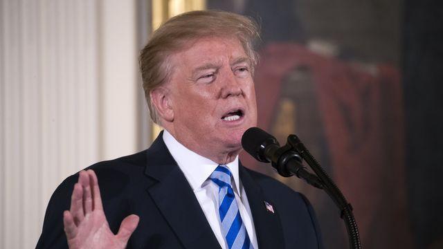 伊朗革命卫队要笑醒了，特朗普宣布：美国应在“霍尔木兹收费”