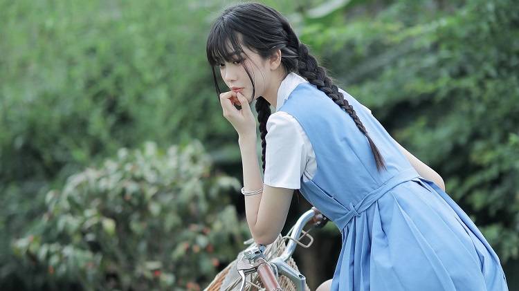 女人敢单独和你约会，意思很明显了