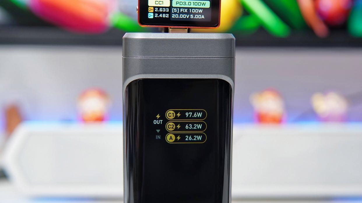 单口功率最高140W，三口满功率输出——奥海310W星舰Pro能量舱