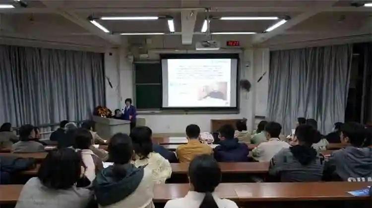 我国教授人数最多的10所大学，浙大超越北大