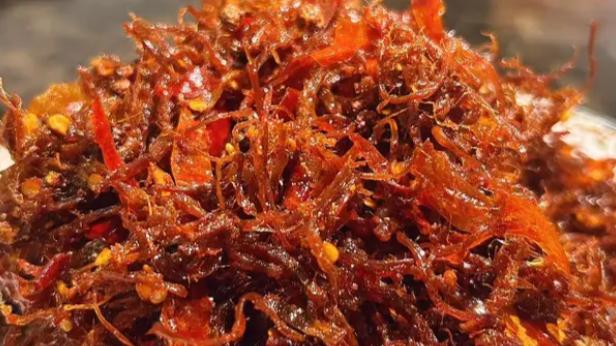 腊月地道美味！手工灯影牛肉丝，韧劲回甘越嚼越上头