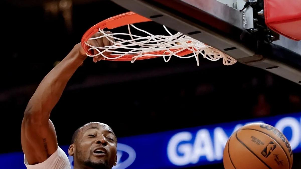 三战怒砍64+23+10！感谢勇士交易，他终于能做真正的自己