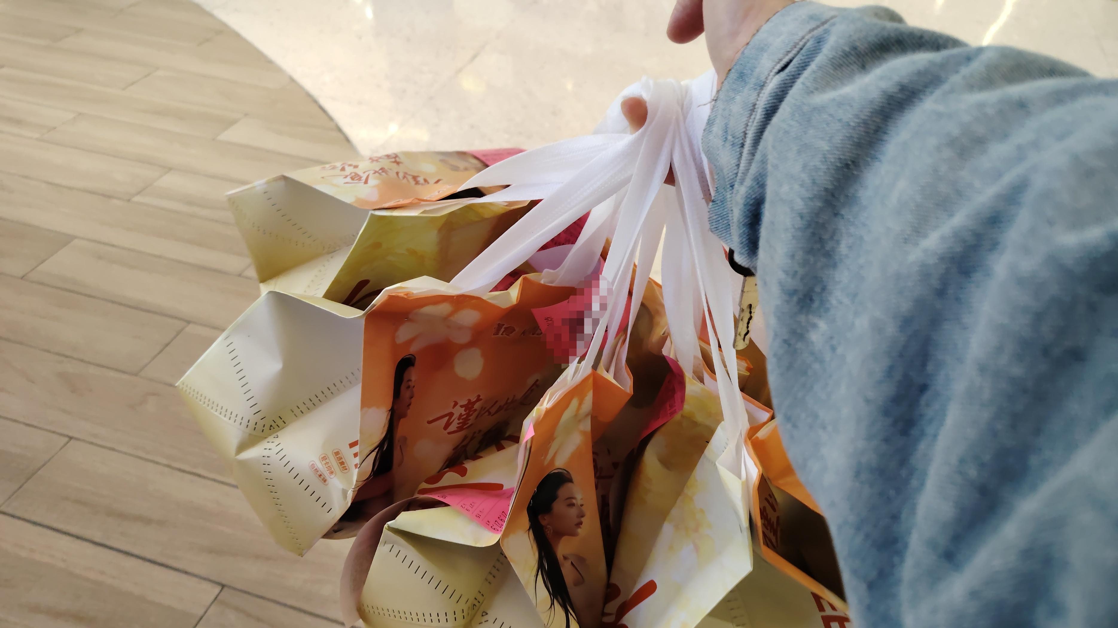 这个午高峰跑的真畅快，七单在同一个商家取餐，接单量拉满