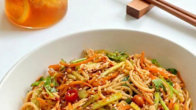 鸡丝凉面：重庆人夏天的正确打开方式