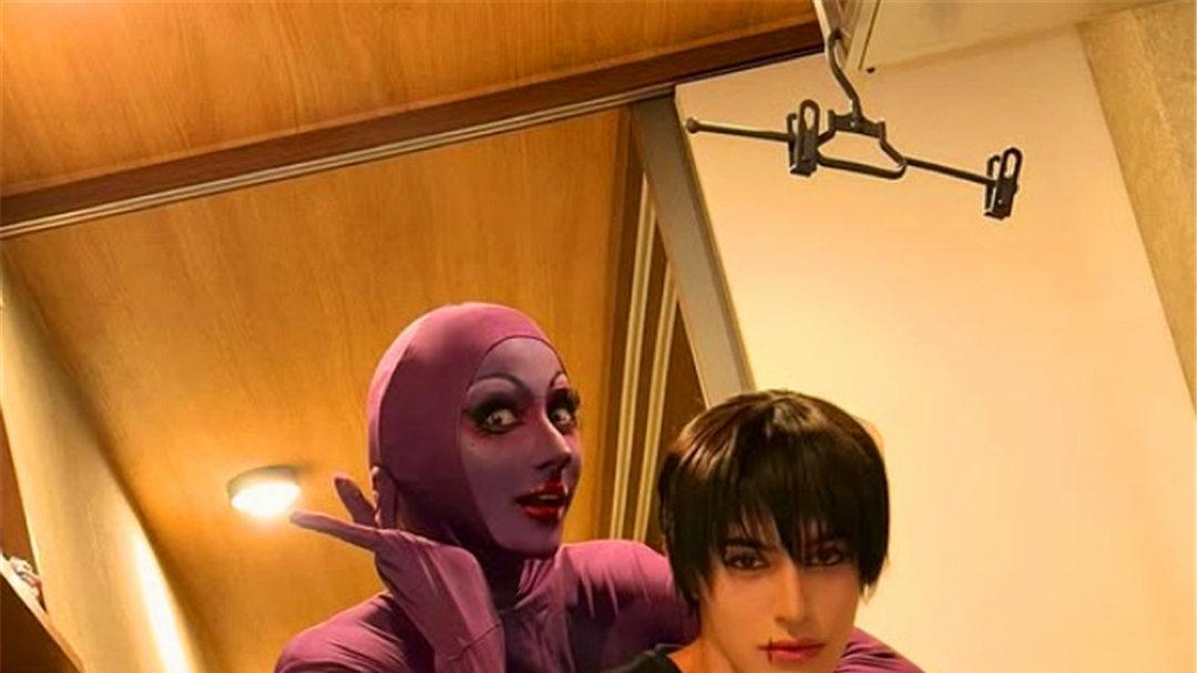 想不到还有高手来Cos《咒术回战》伏黑甚尔和咒灵丑宝