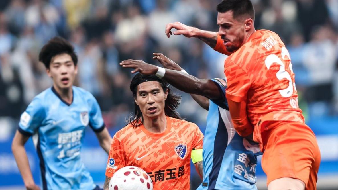 1-3！大连英博主场落败：5连胜被终结，奥斯卡爆发：梅开二度