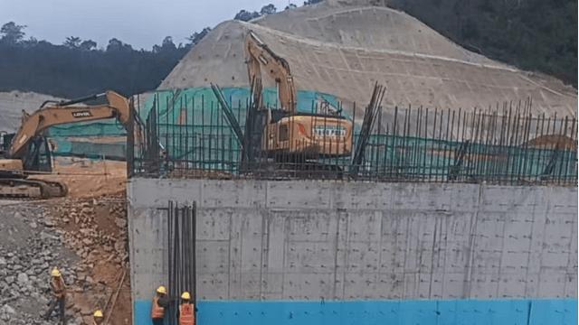 澎湃新闻《是远洋捕捞，还是经济纠纷》