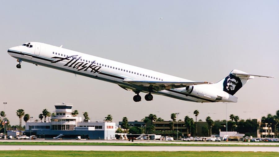 空难如何成为航空安全的“里程碑”？三大经典案例解码百年安全进化史——2000年阿拉斯加航空配平故障