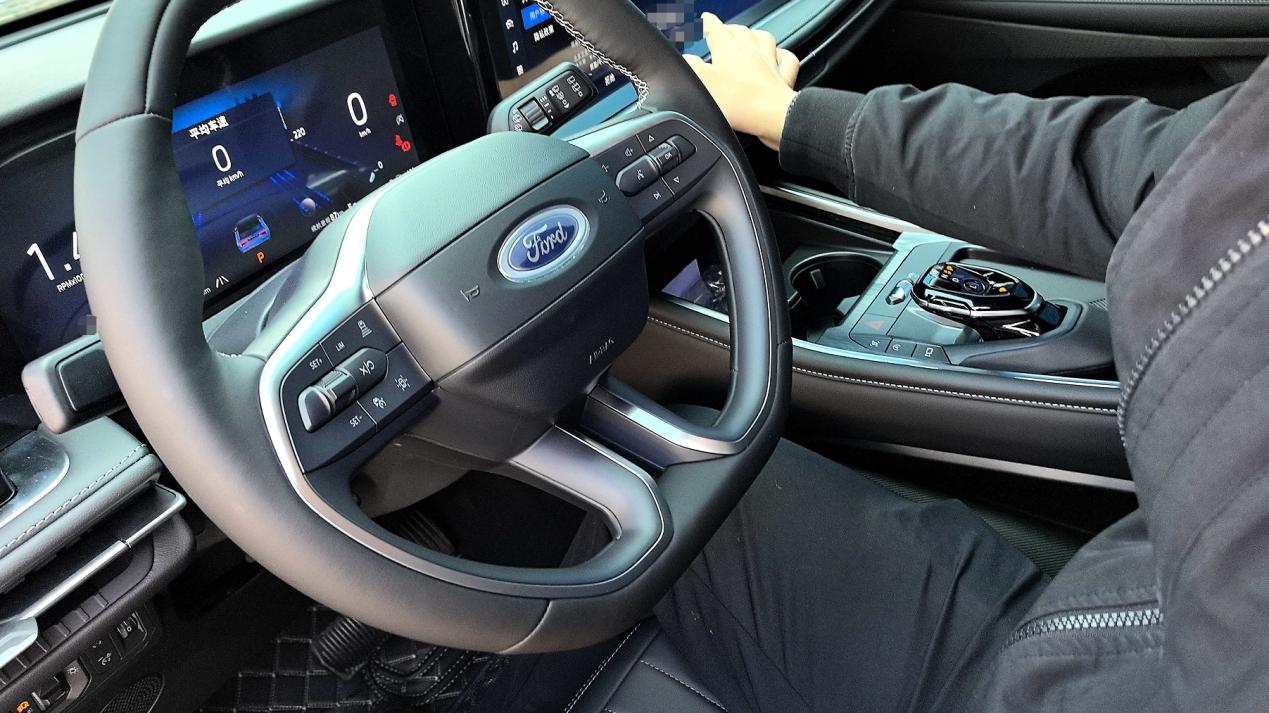 动力性价比兼顾，锐界L冬季开起来更带劲