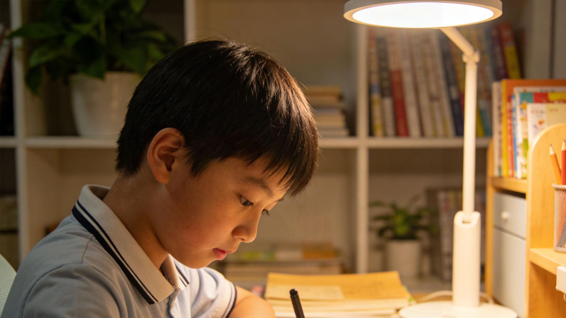 孩子厌学，家是不是那个“漏电”的充电站？