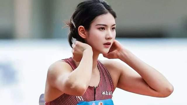 刘翔师妹夏思凝小腿扎满电针整个赛季报销，饱受低俗露骨镜头之苦