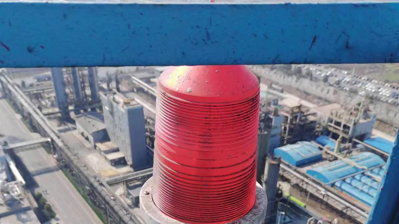 烟囱航空障碍灯维修完工 设备运维保障升级