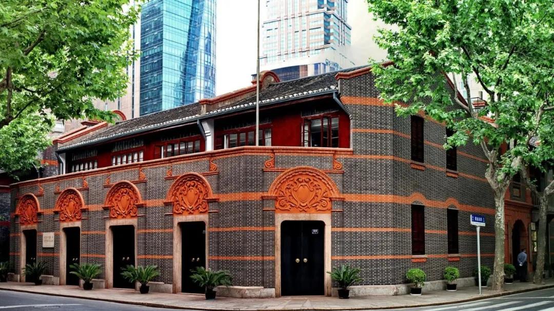 上海升级红色文旅！做实“红色露天博物馆”，推广沉浸式数字艺术展演、大空间VR互动项目