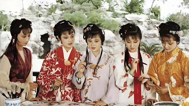 薛宝钗长篇大论，为何不直接将画具送给惜春？妥妥的推销行为