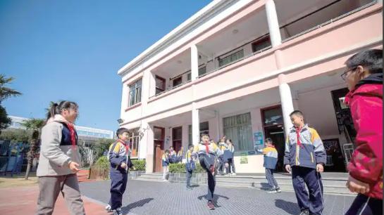 教育部定调：中小学生每天体育活动不低于2小时，课间延长至15分钟