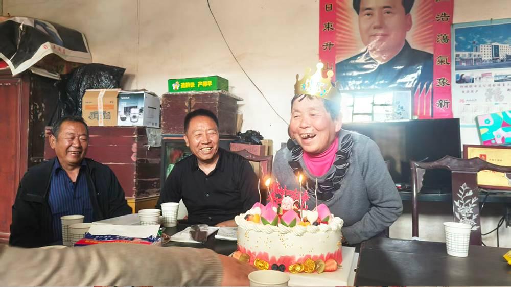 以孝治家献义村为村里老人暖心贺寿送祝福  践行以孝治家初心