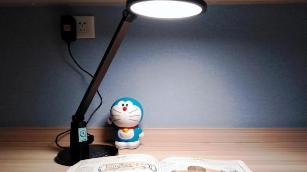 孩子的护眼灯哪种好？护眼台灯十大排名品牌，照度与均匀度表现