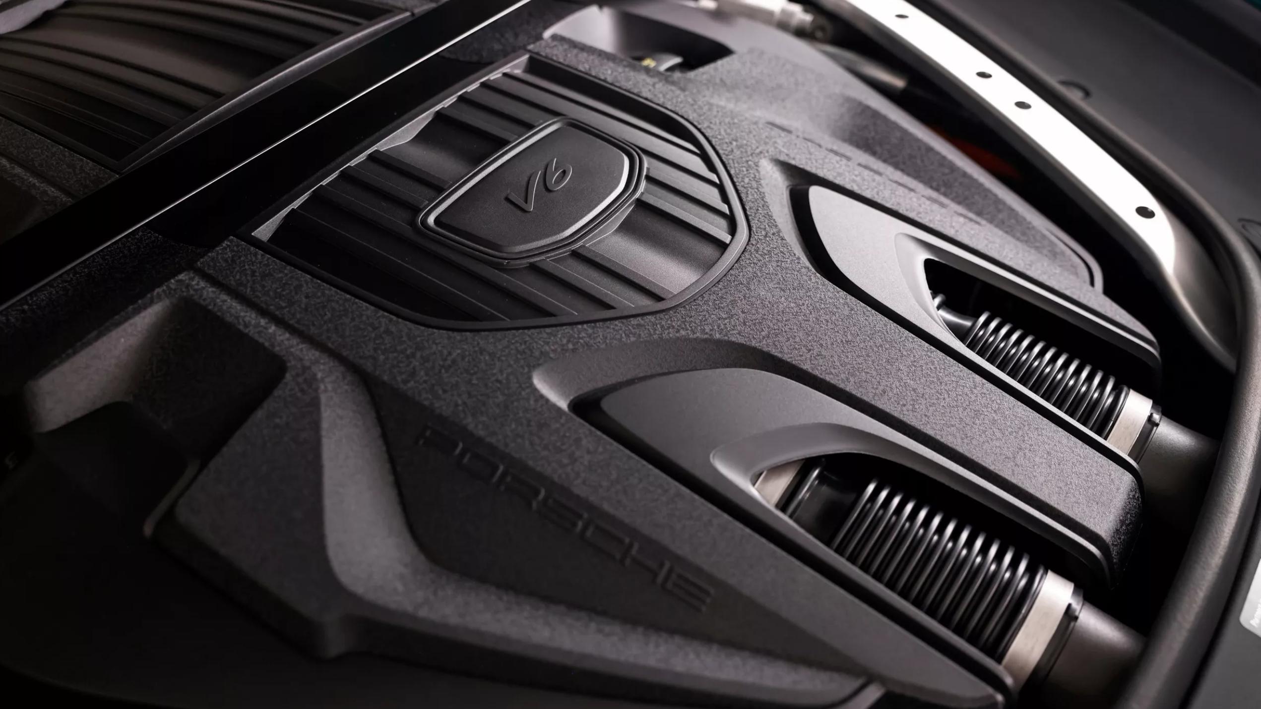 集齐了“东南西北”，搞抽象的保时捷谁也惹不起