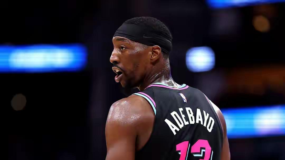 科比81分屠龙地，83分先生阿德巴约仅得7分，已成联盟众矢之的