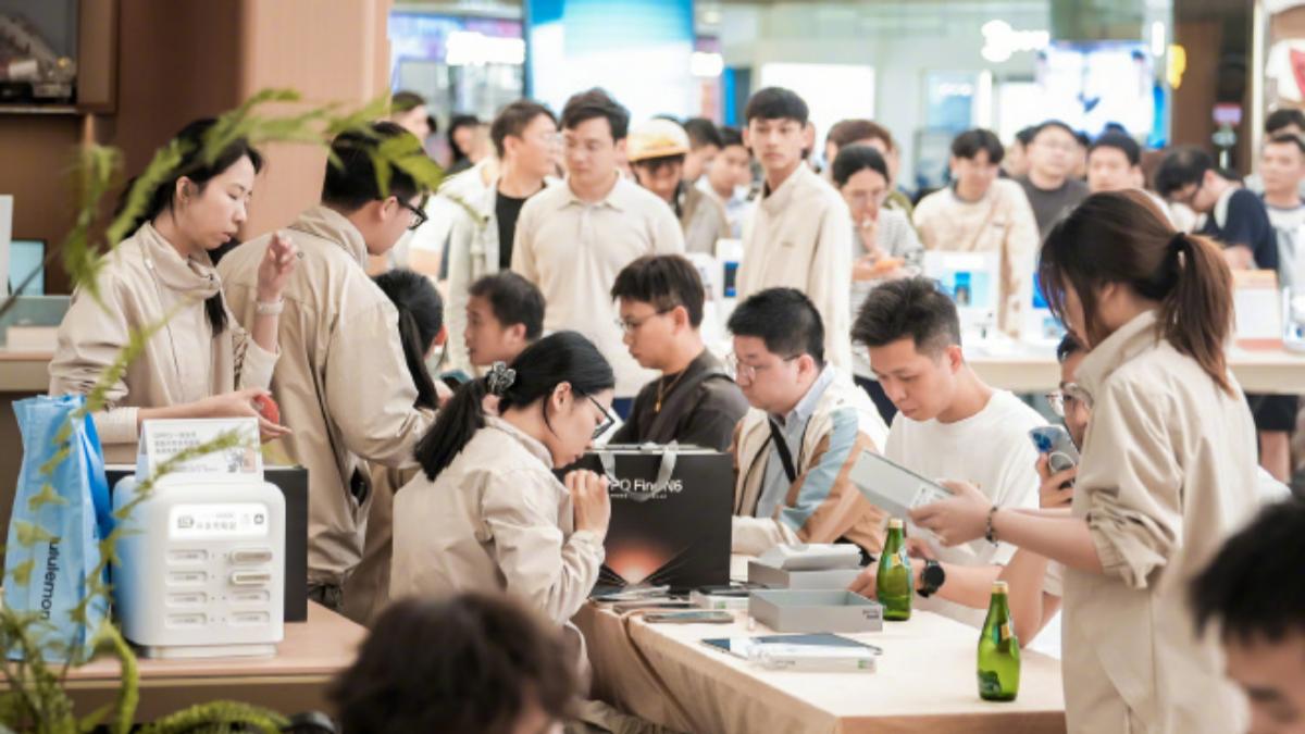 听说内存要大涨，没忍住直接冲了Find N6 1TB😳