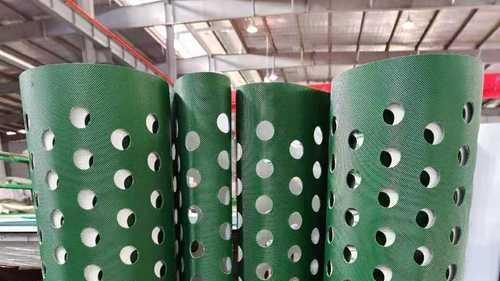 打孔吸风皮带：工业输送中的“精准操控者”