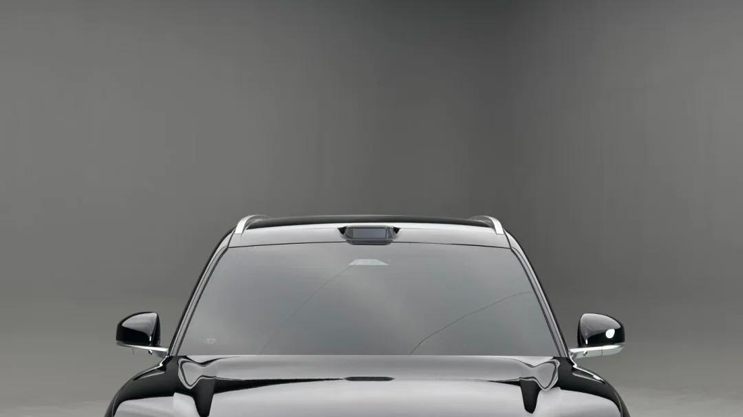 极速220km/h，极氪8X的“性能冗余哲学”比你想象的更重要