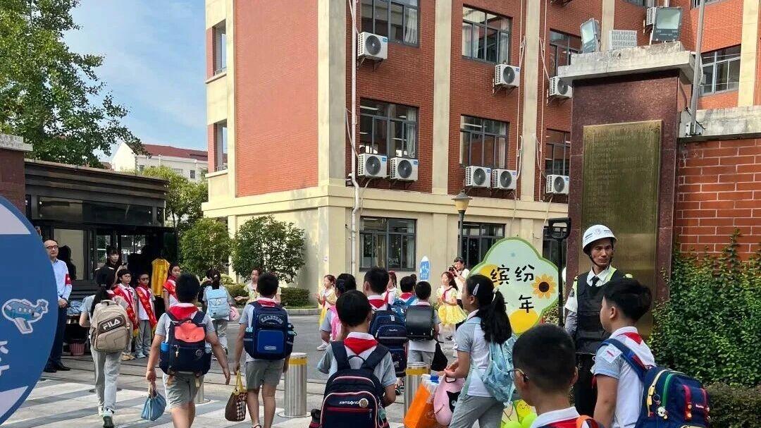 从幼儿园到大学，一笔笔账算下来，才读懂了父母的不容易