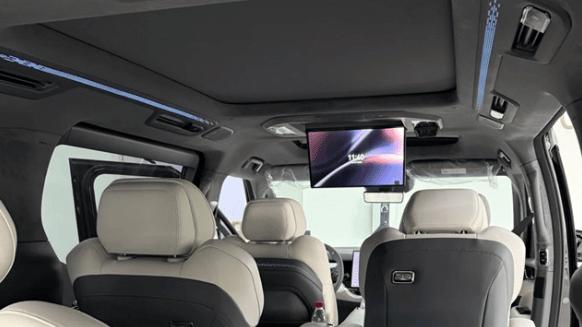 极氪009这空间，简直是买个移动小三居！