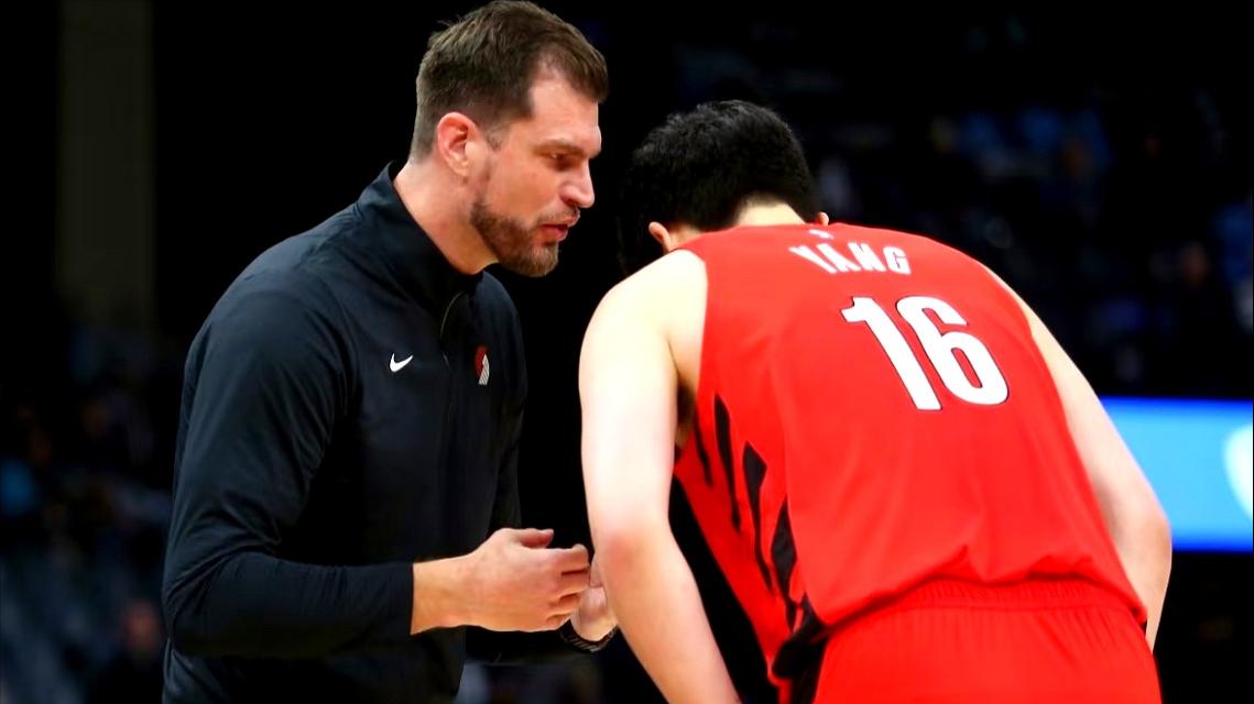 内部动荡！开拓者被联盟重罚，新老板对GM发飙，杨瀚森或成牺牲品