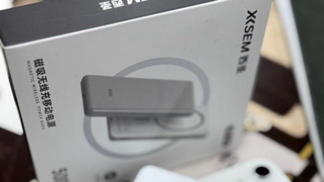 怎么选充电宝才不踩坑？目前哪一款充电宝最好用？精选十款充电宝