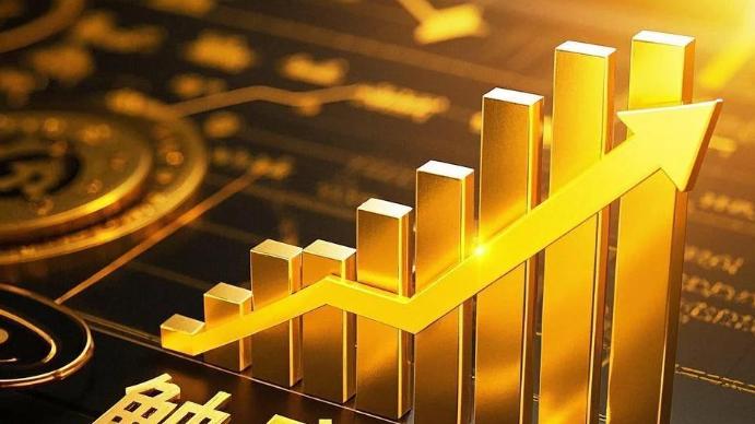 轩锋—黄金一路北上继续多，原油短期看震荡整理！