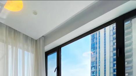 藏在窗后的杭州生活：封与不封，只差一份通透与洁净