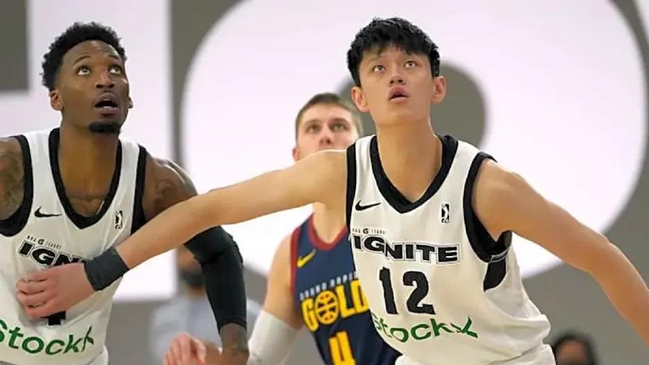 重返CBA高效18分！曾凡博生涯每个抉择，仿佛都带着妥协的遗憾