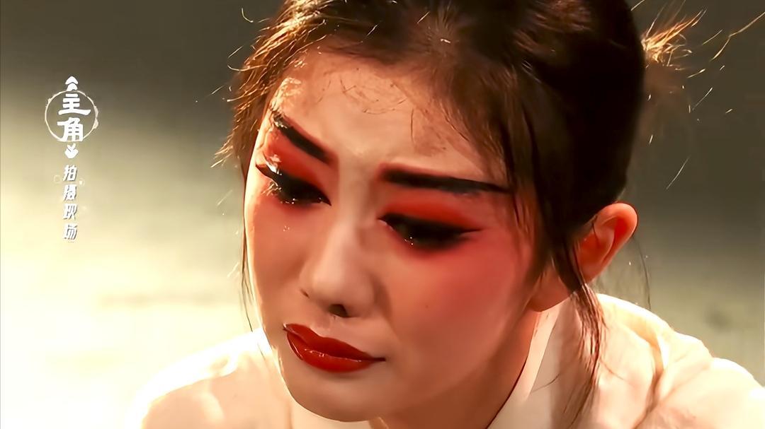 《主角》：直到易青娥两次撞破胡三元和花彩香偷情，才知封潇潇为何输给刘红兵