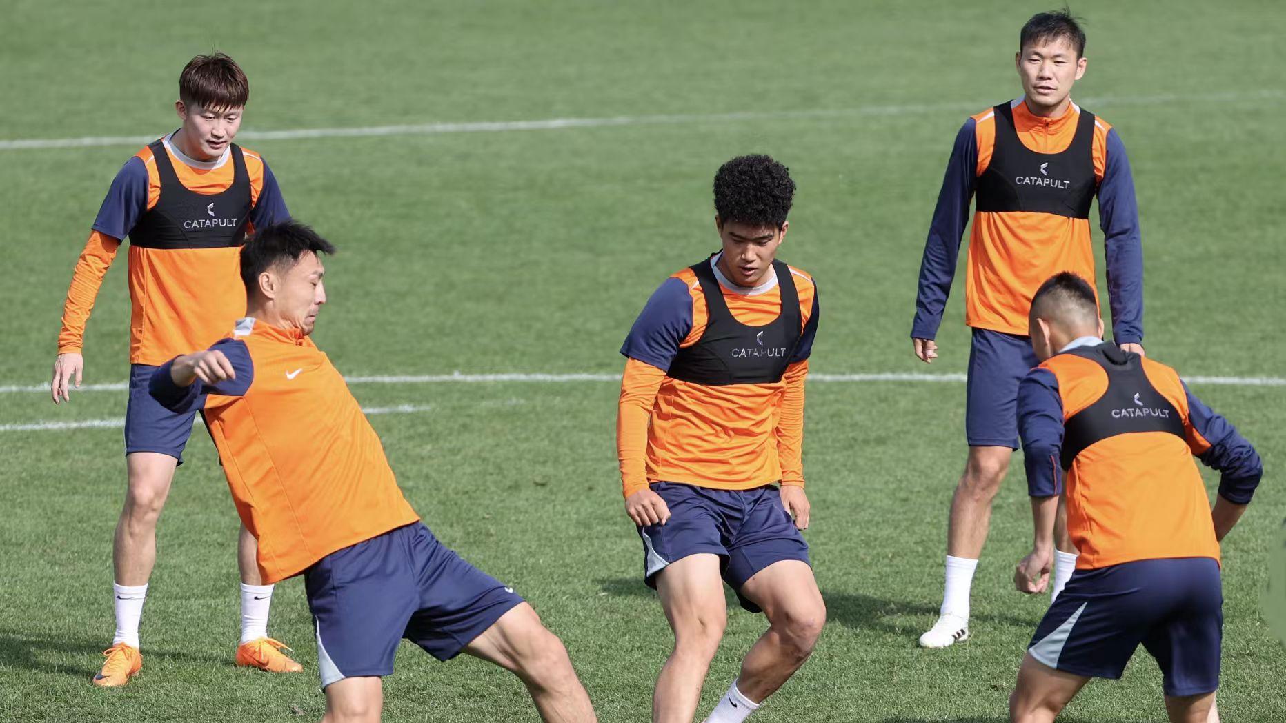 韩鹏用人创中超纪录！鲁媒：数据说话，泰山队最大