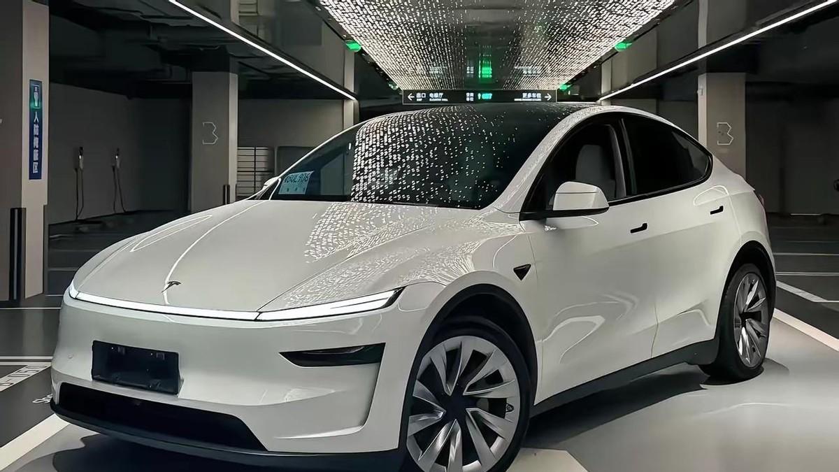 开完特斯拉Model Y才懂：好开的电动车，原来长这样！