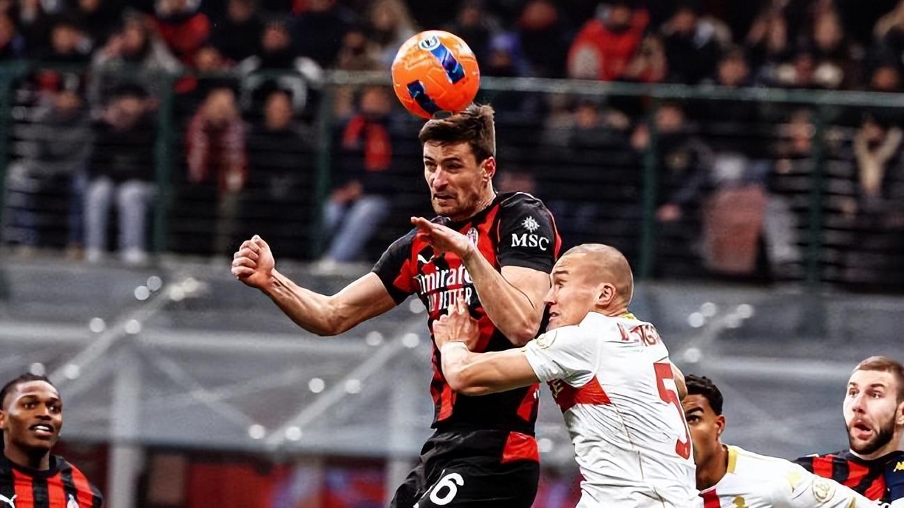 5大联赛综述，拜仁断层领跑米兰失良机，英超意甲激烈德甲无悬念