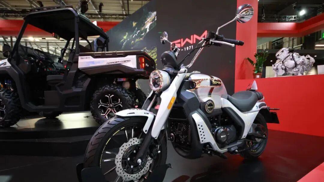 这个品牌共创投票启动，赛博朋克也有自动挡巡航你敢信？