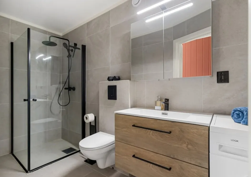 在掌声与投诉之间，九牧卫浴的“第一”成色几何？