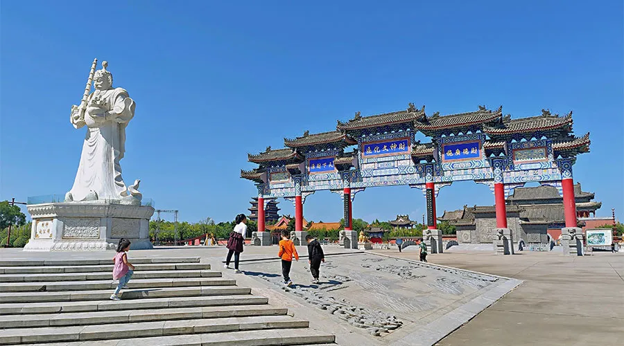 心寒！男子献血2.2万ml，却被迫购票，景区道歉通报连撒二个谎